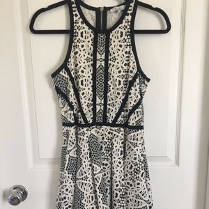 Parker Dress Black and White Sz Medium